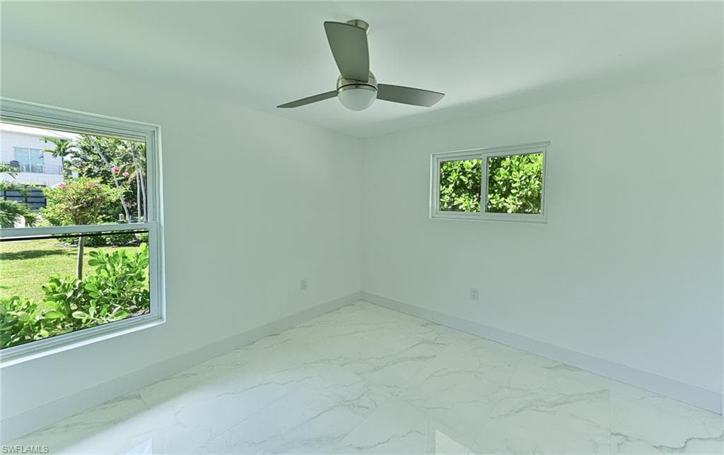 291 Heron Ave, Naples, FL 34108-19