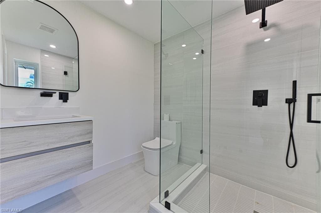 291 Heron Ave, Naples, FL 34108-21