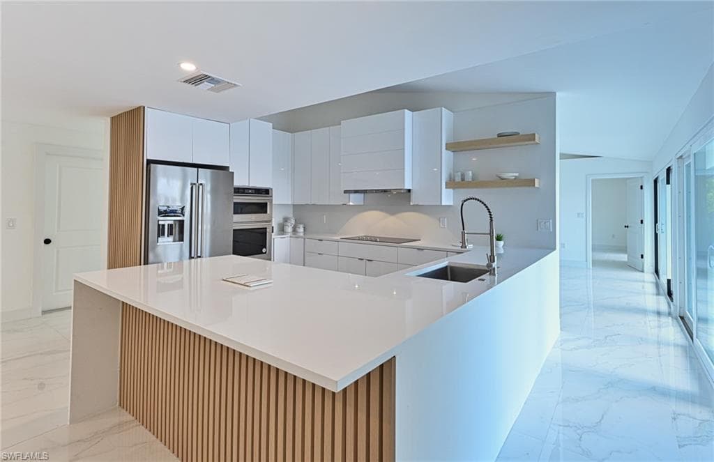 291 Heron Ave, Naples, FL 34108-4