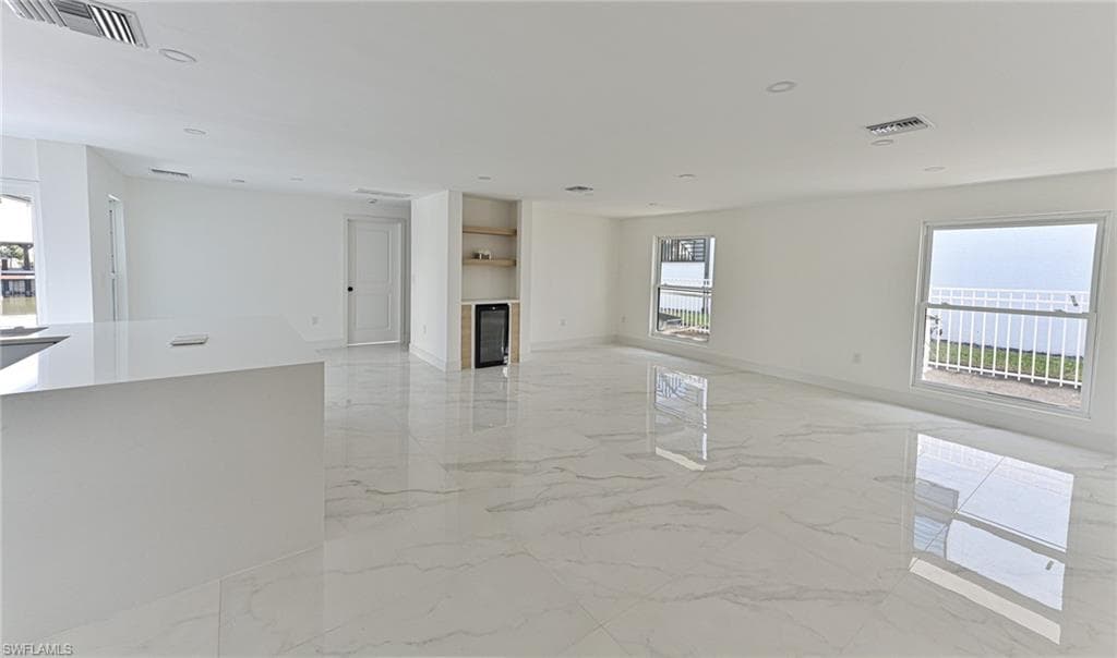 291 Heron Ave, Naples, FL 34108-5