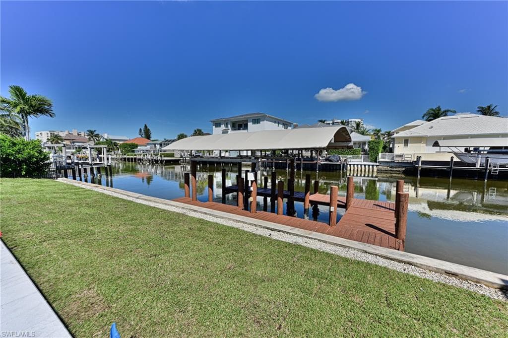 291 Heron Ave, Naples, FL 34108-7