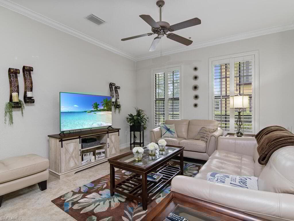 9146 Chula Vista St 12905, Naples, FL 34113-13