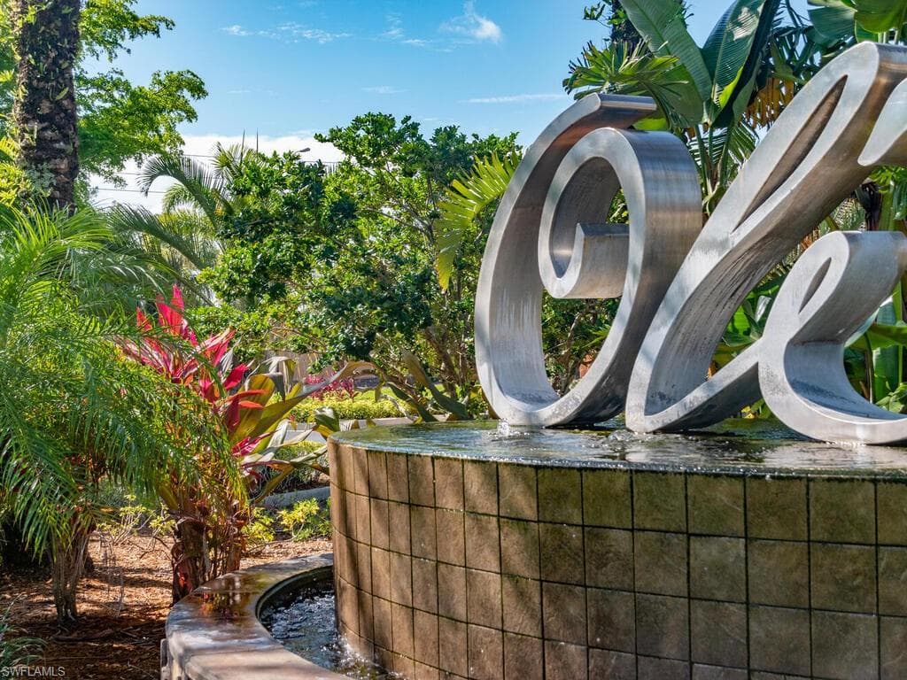 9146 Chula Vista St 12905, Naples, FL 34113-28
