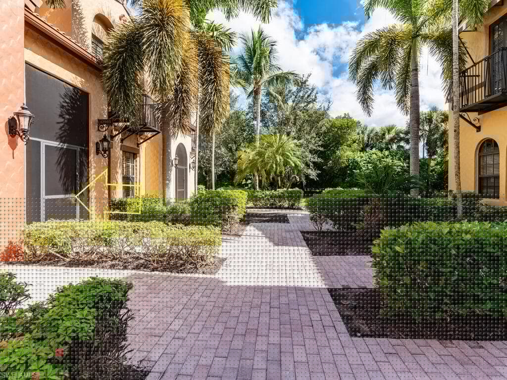 9146 Chula Vista St 12905, Naples, FL 34113-3