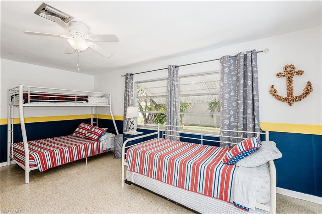 211 Flamingo Cir, Marco Island, FL 34145-14