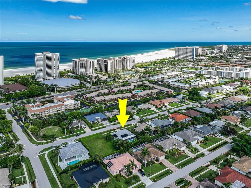 211 Flamingo Cir, Marco Island, FL 34145-27