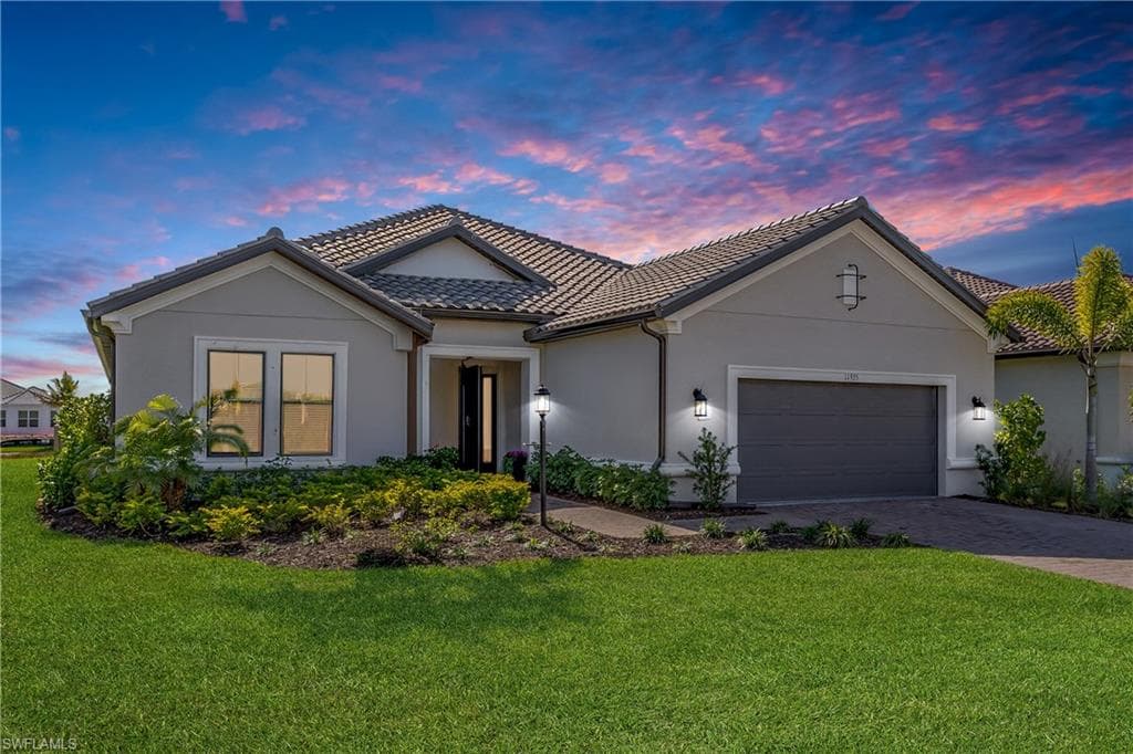 11935 Collegio Dr, Fort Myers, FL 33913-1