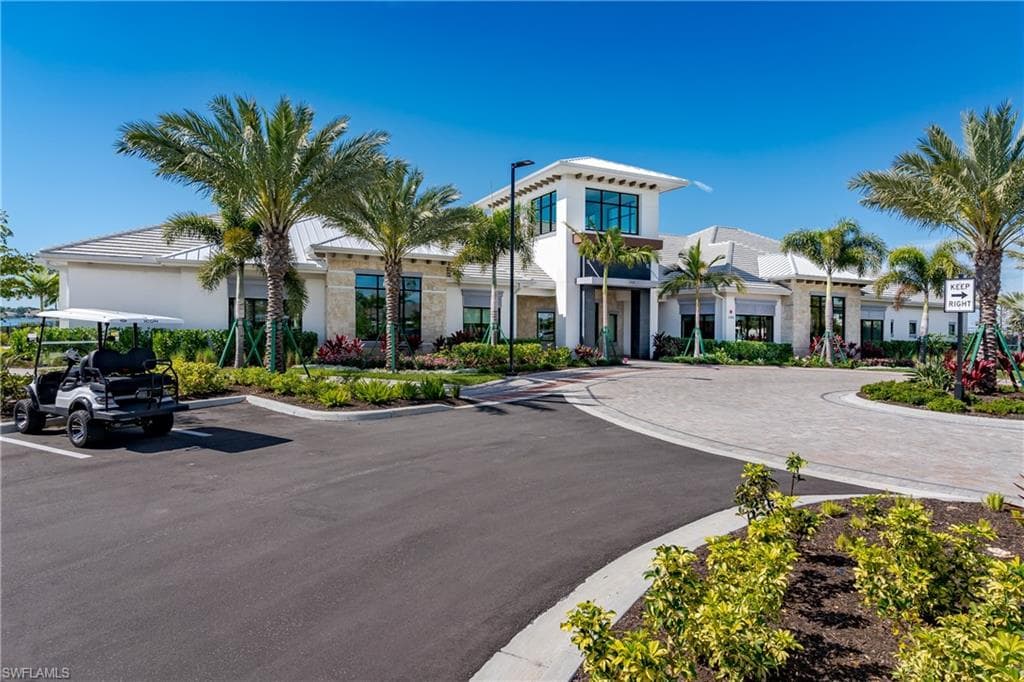 11935 Collegio Dr, Fort Myers, FL 33913-32