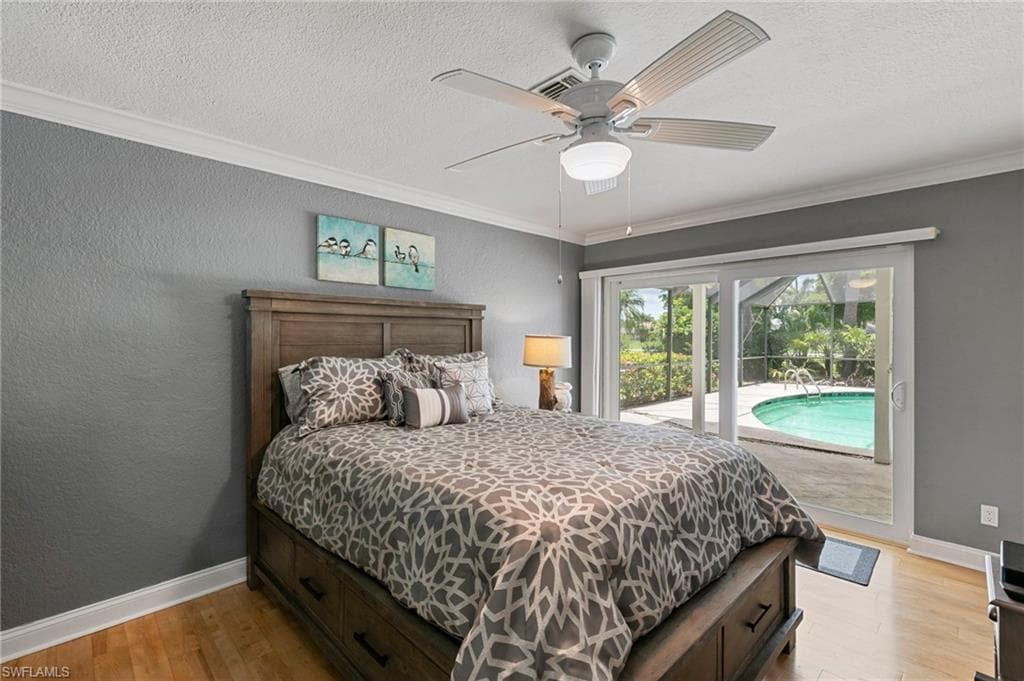 283 Forest Hills Blvd, Naples, FL 34113-20