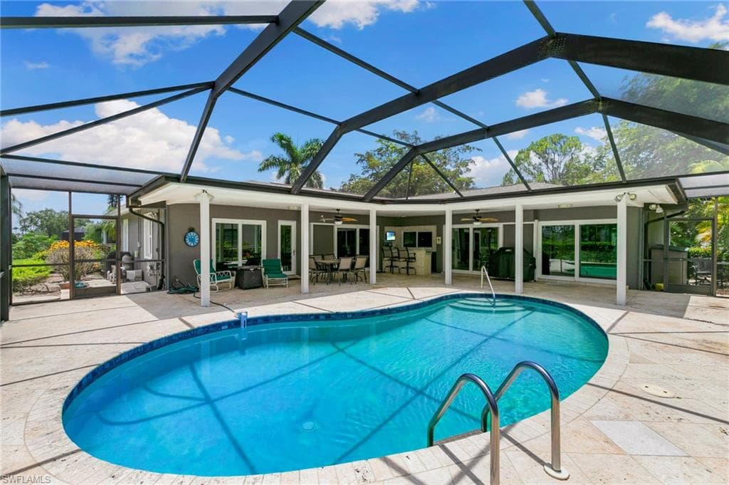283 Forest Hills Blvd, Naples, FL 34113-34