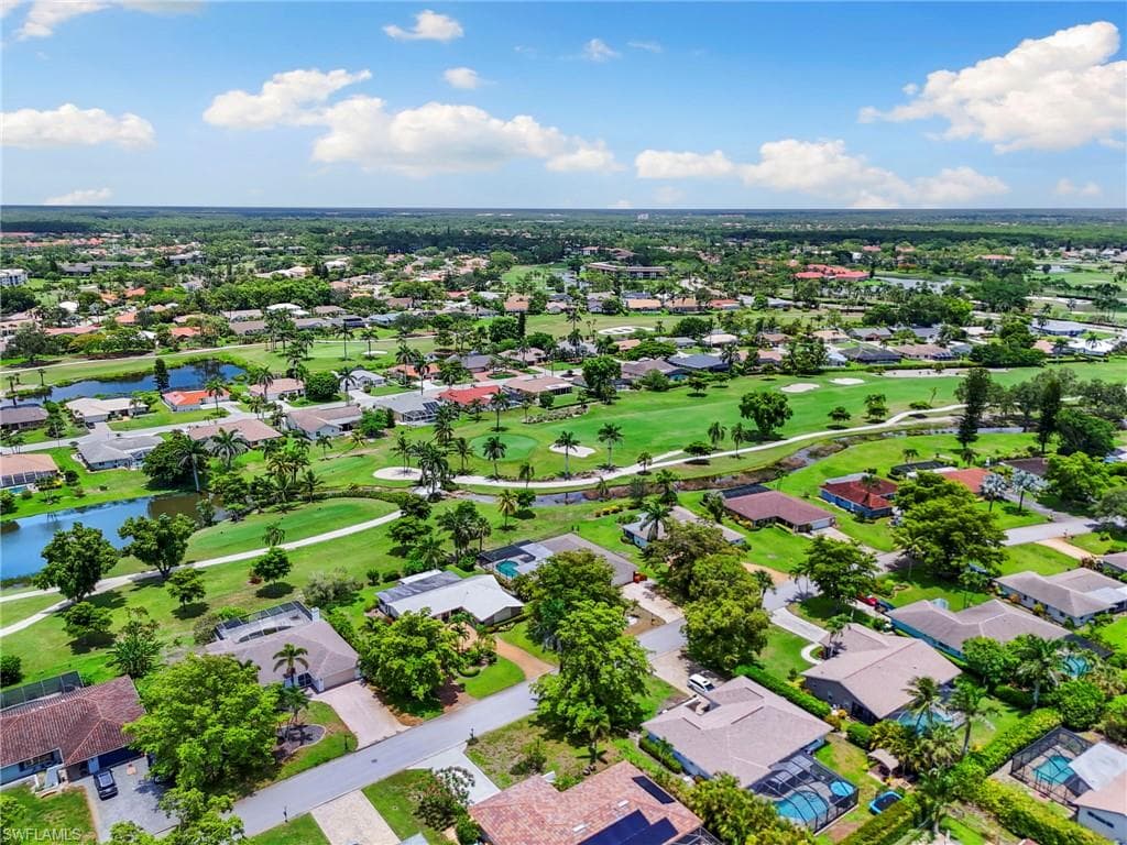 283 Forest Hills Blvd, Naples, FL 34113-44