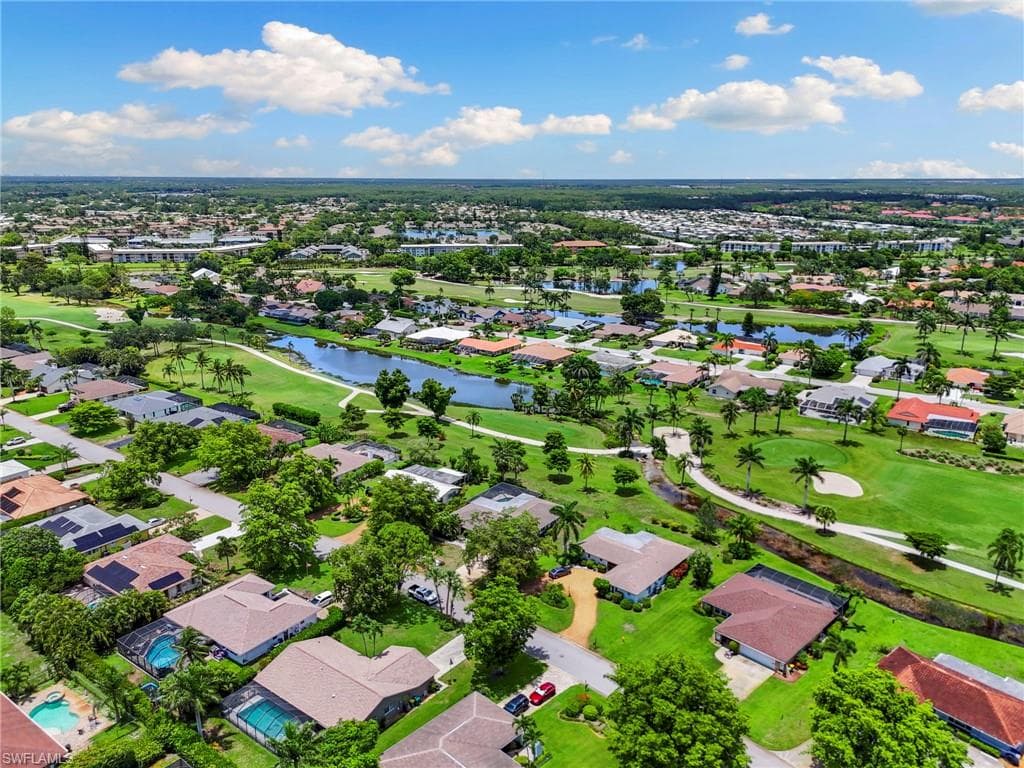283 Forest Hills Blvd, Naples, FL 34113-45