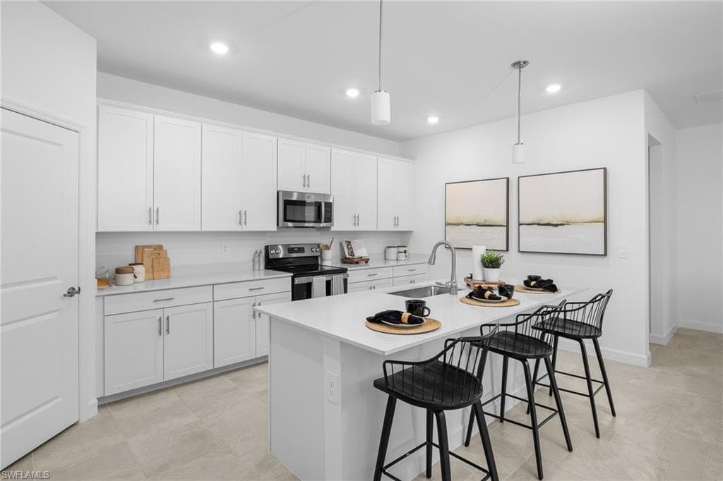 17752 Saddleback Loop, North Fort Myers, FL 33917-18