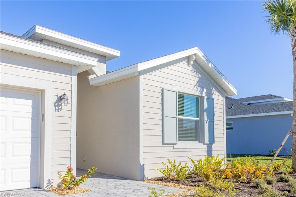 17752 Saddleback Loop, North Fort Myers, FL 33917-36