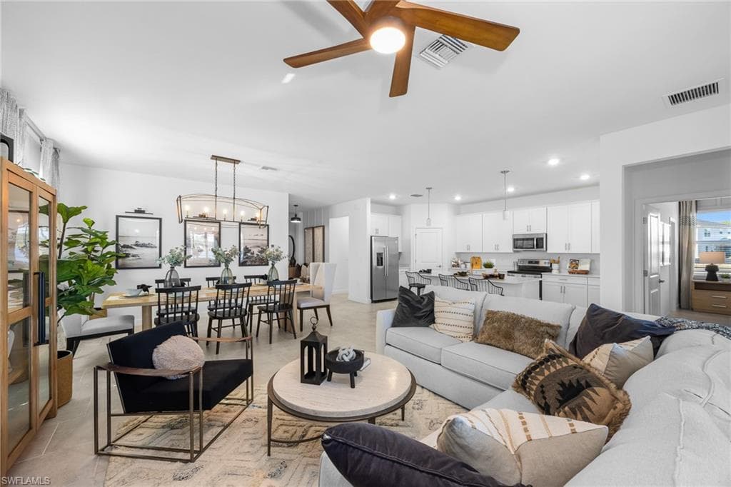 17752 Saddleback Loop, North Fort Myers, FL 33917-8