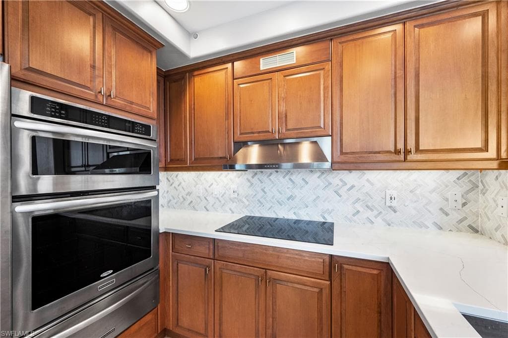 2738 Tiburon Blvd E B406, Naples, FL 34109-19