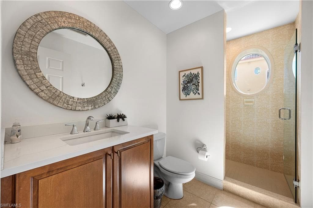 2738 Tiburon Blvd E B406, Naples, FL 34109-26
