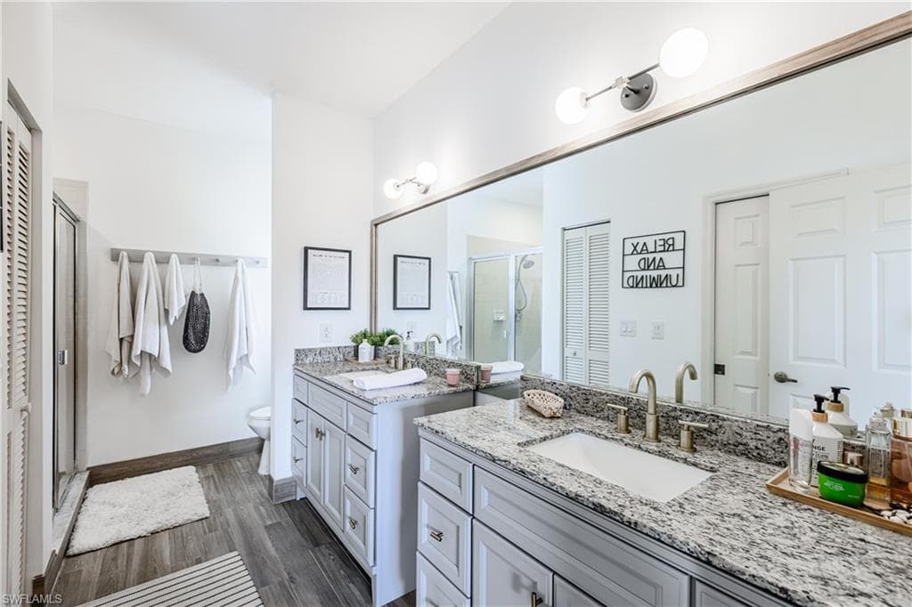 1218 Treasure Ct, Marco Island, FL 34145-10
