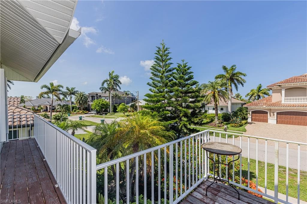 1218 Treasure Ct, Marco Island, FL 34145-15