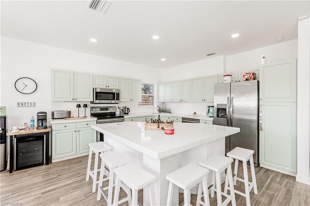 1218 Treasure Ct, Marco Island, FL 34145-3