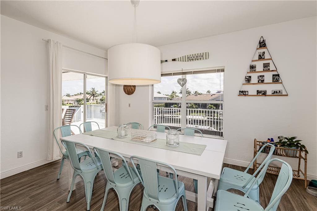 1218 Treasure Ct, Marco Island, FL 34145-7
