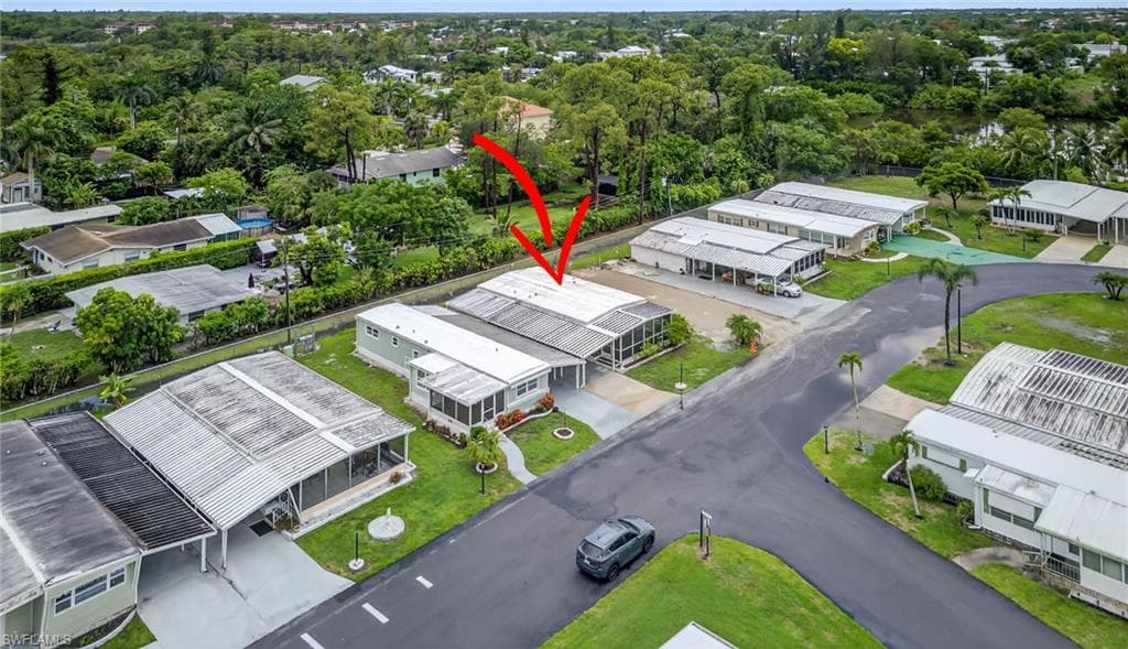 71 Enchanting Blvd E71, Naples, FL 34112-28