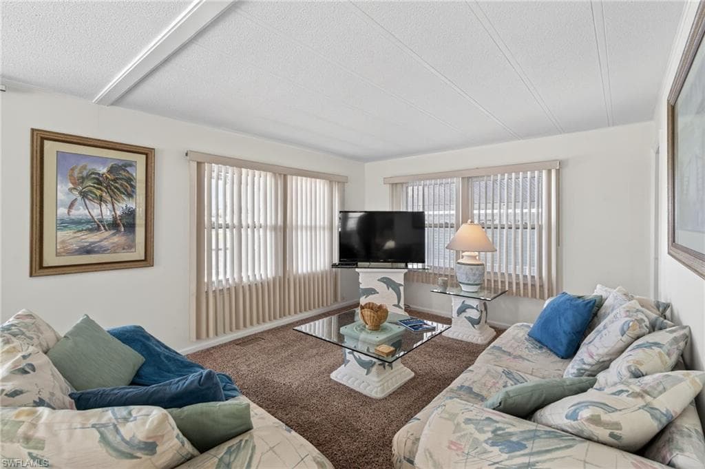 71 Enchanting Blvd E71, Naples, FL 34112-8