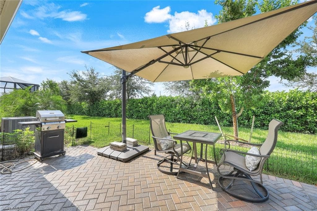 10341 Bonavie Cove Dr, Fort Myers, FL 33966-22