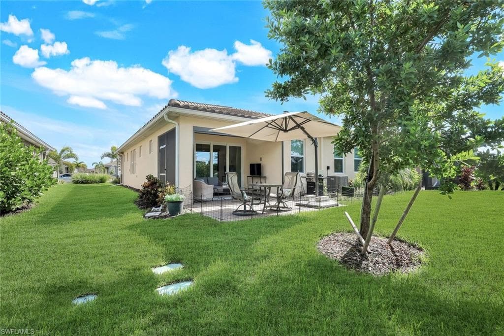10341 Bonavie Cove Dr, Fort Myers, FL 33966-23