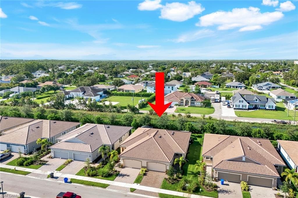 10341 Bonavie Cove Dr, Fort Myers, FL 33966-27