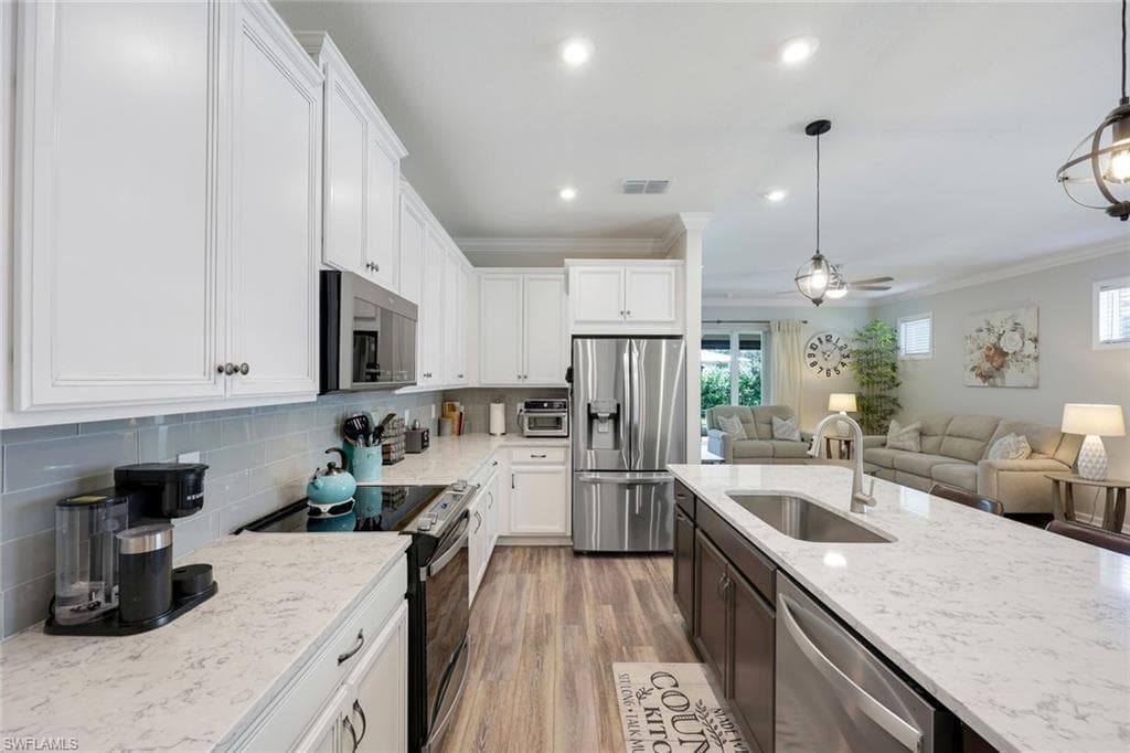 10341 Bonavie Cove Dr, Fort Myers, FL 33966-5