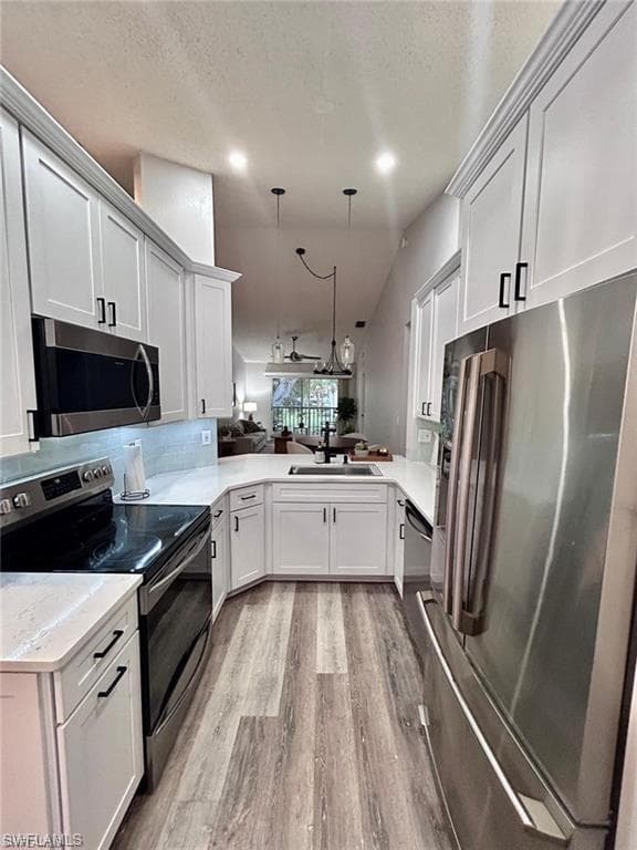 137 Wading Bird Cir F203, Naples, FL 34110-5