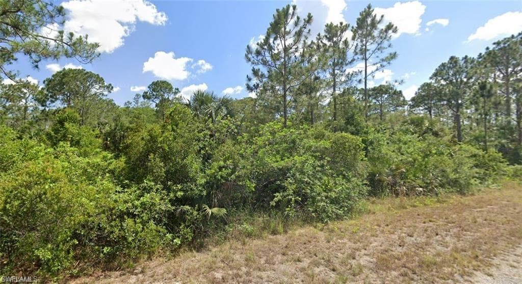 381 Walsh Cir, Lehigh Acres, FL 33972-4