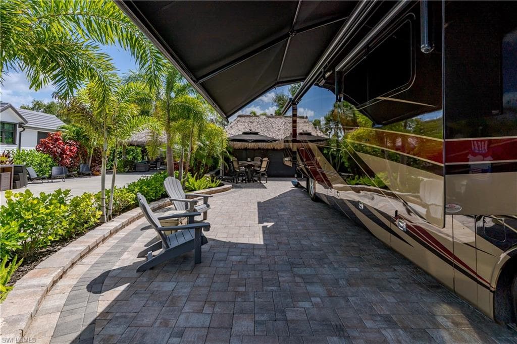 13571 Snook Cir, Naples, FL 34114-20