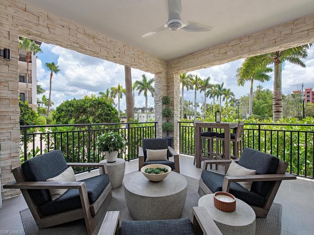 1130 3rd Ave S 109, Naples, FL 34102-6