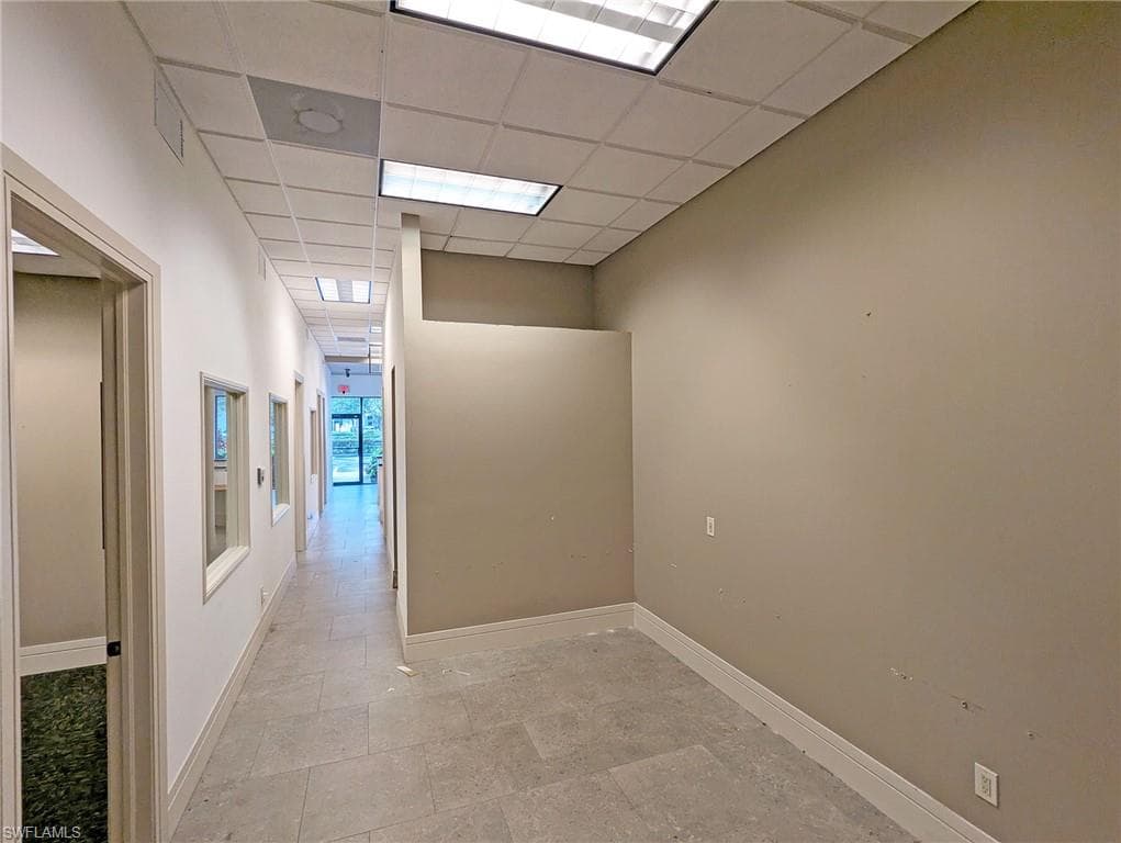 3940 Radio Rd 110, Naples, FL 34104-10
