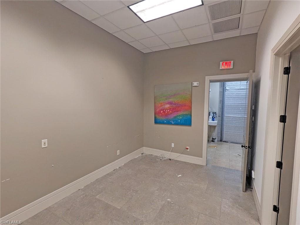 3940 Radio Rd 110, Naples, FL 34104-11