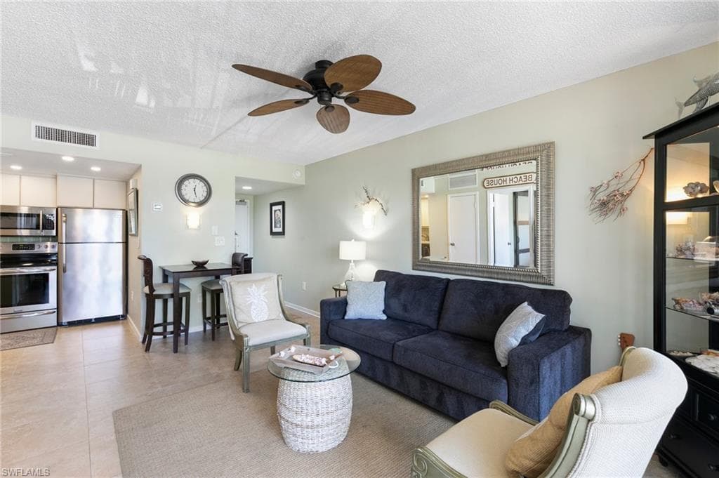 180 Seaview Ct 314, Marco Island, FL 34145-16