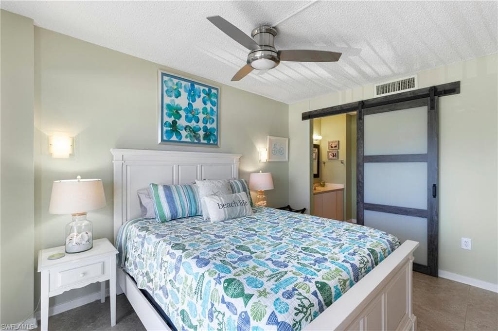 180 Seaview Ct 314, Marco Island, FL 34145-23