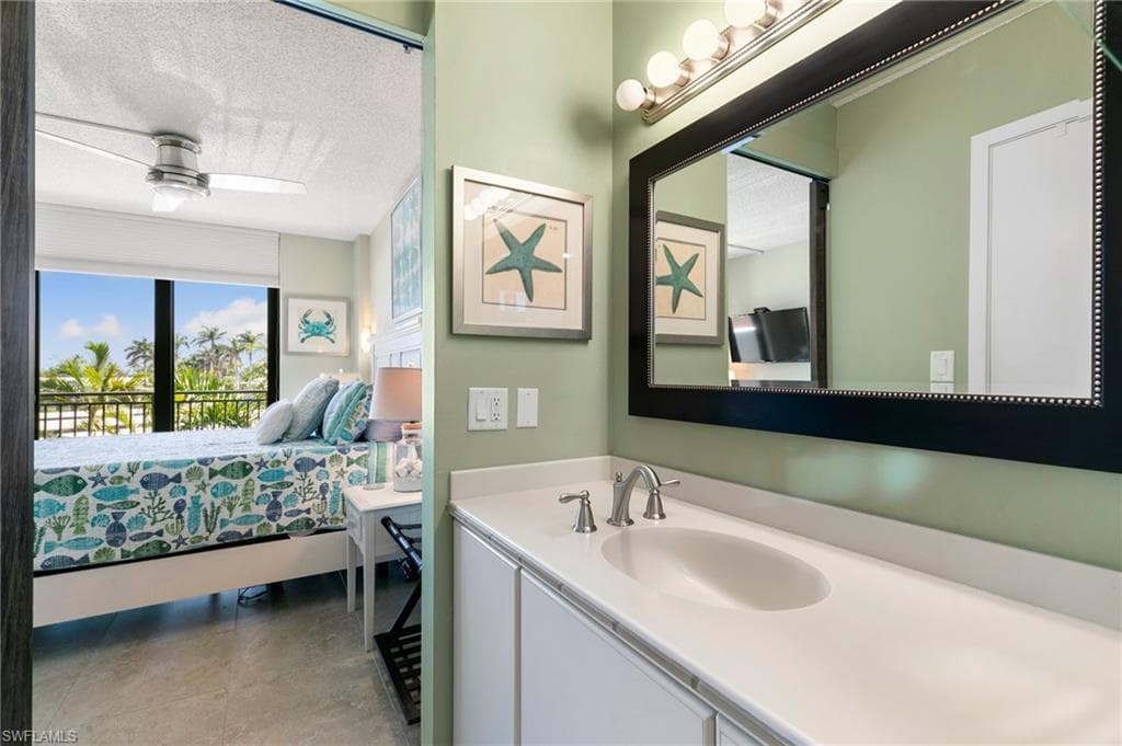 180 Seaview Ct 314, Marco Island, FL 34145-26