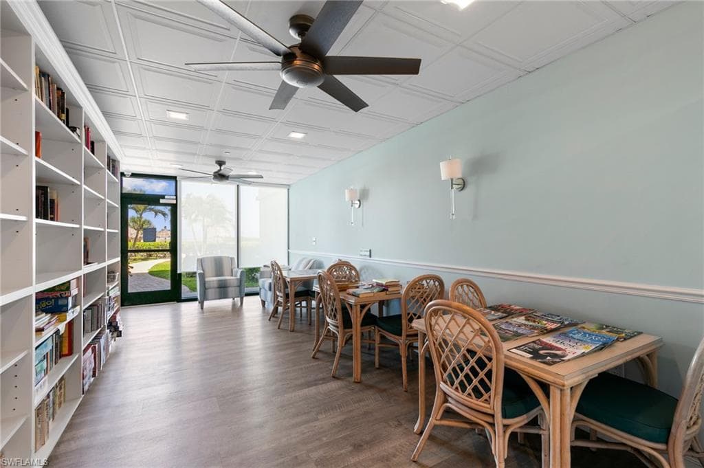 180 Seaview Ct 314, Marco Island, FL 34145-30