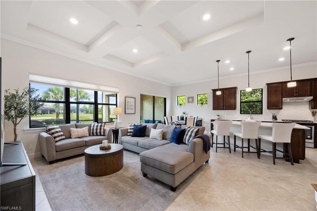 6787 Winding Cypress Dr, Naples, FL 34114-10
