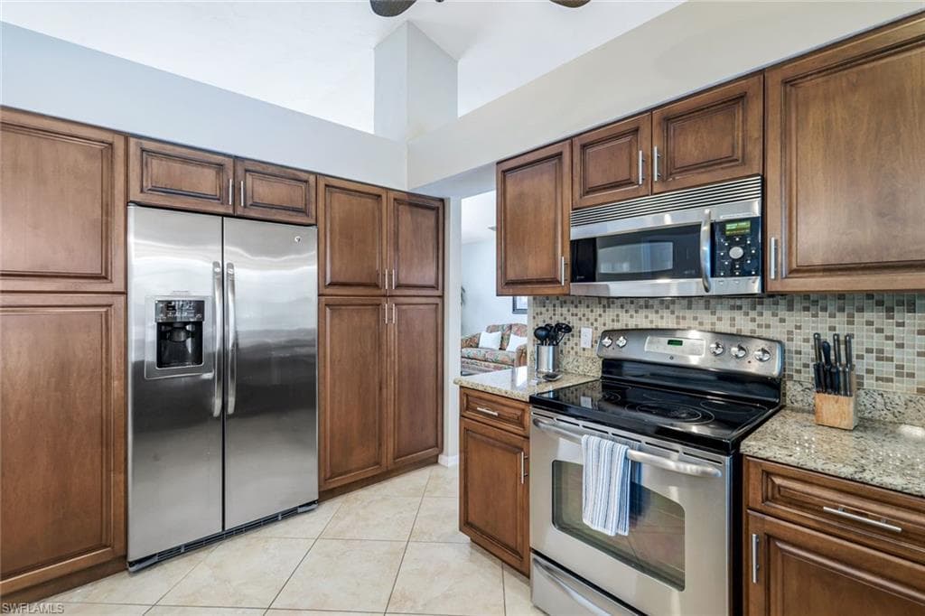 941 Ironwood Ct, Marco Island, FL 34145-15