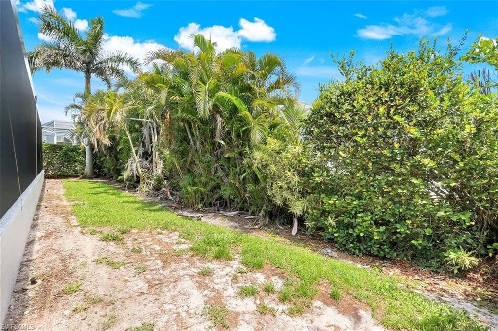 941 Ironwood Ct, Marco Island, FL 34145-35
