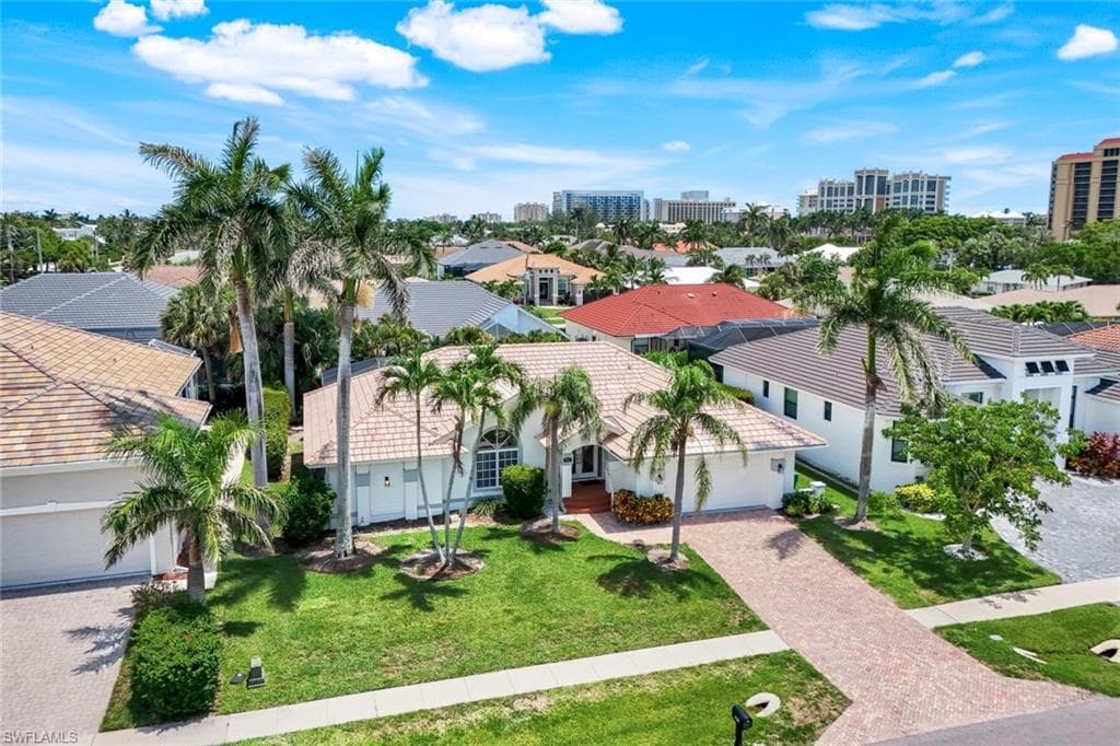 941 Ironwood Ct, Marco Island, FL 34145-37