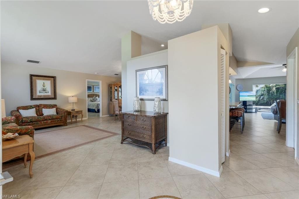 941 Ironwood Ct, Marco Island, FL 34145-4