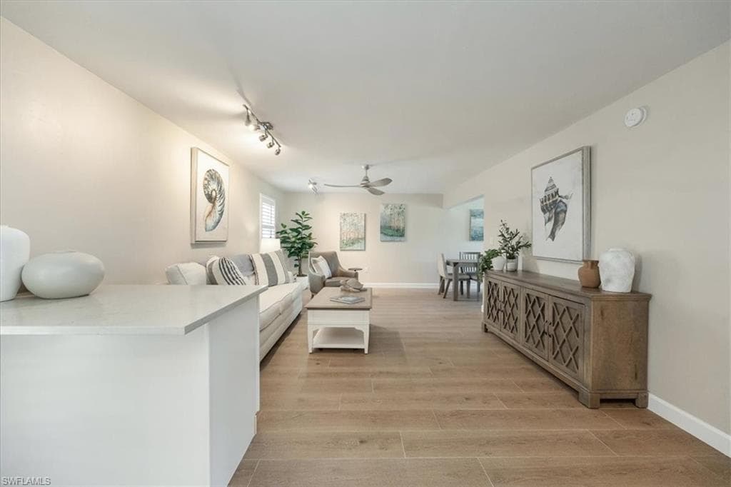 626 12th Ave S 626, Naples, FL 34102-12