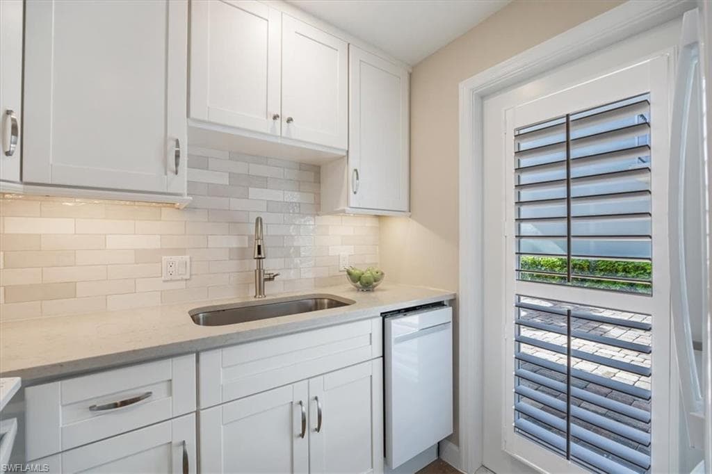 626 12th Ave S 626, Naples, FL 34102-20