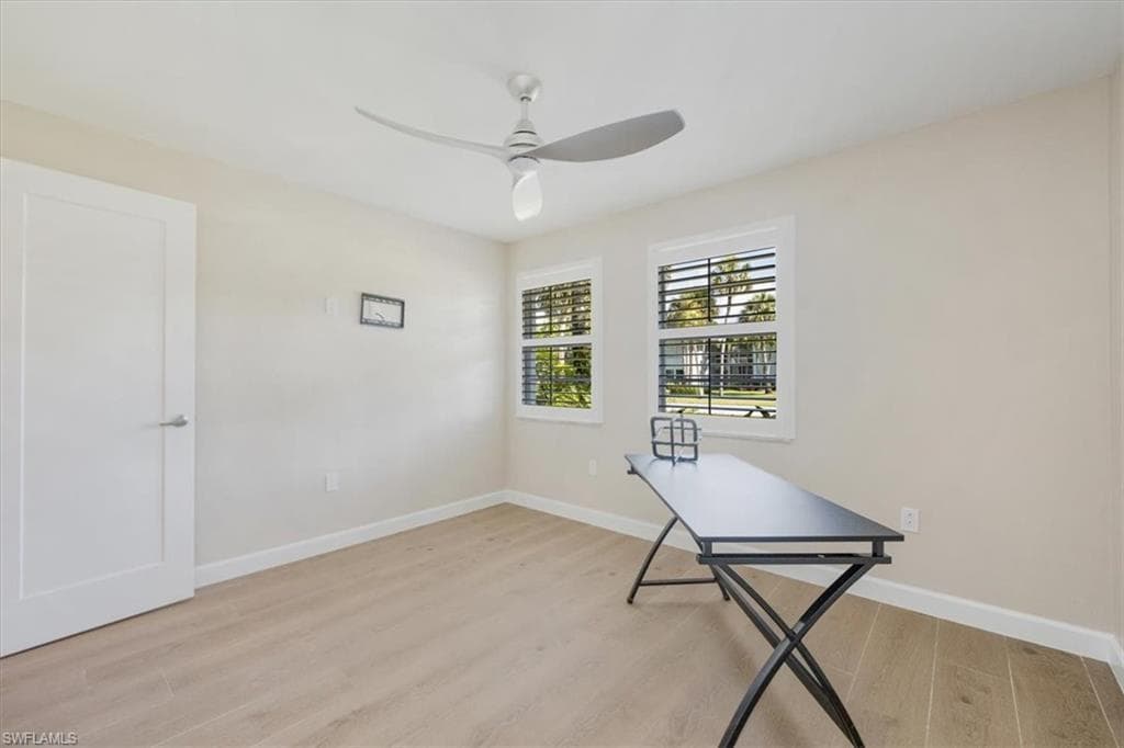 626 12th Ave S 626, Naples, FL 34102-24