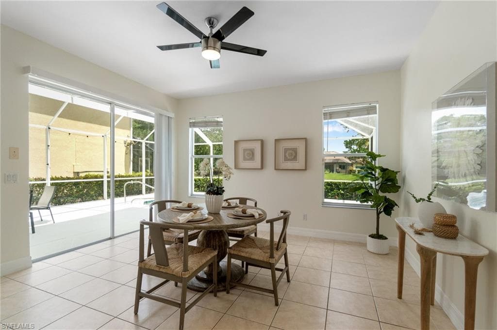 5012 Fairhaven Ln, Naples, FL 34109-9